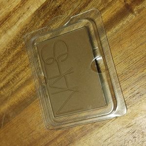 ✨NEW✨NARS Bronzing Powder-- Punta Cana